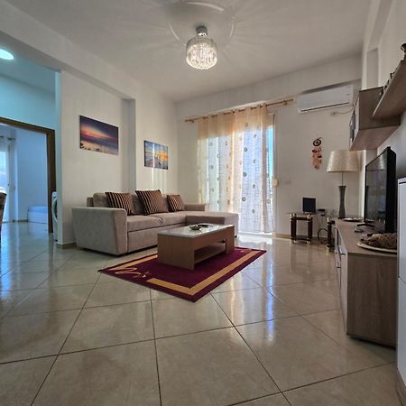 Modern , Quiet , Family Friendly & Fully Furnished Apartment Avlonya Dış mekan fotoğraf