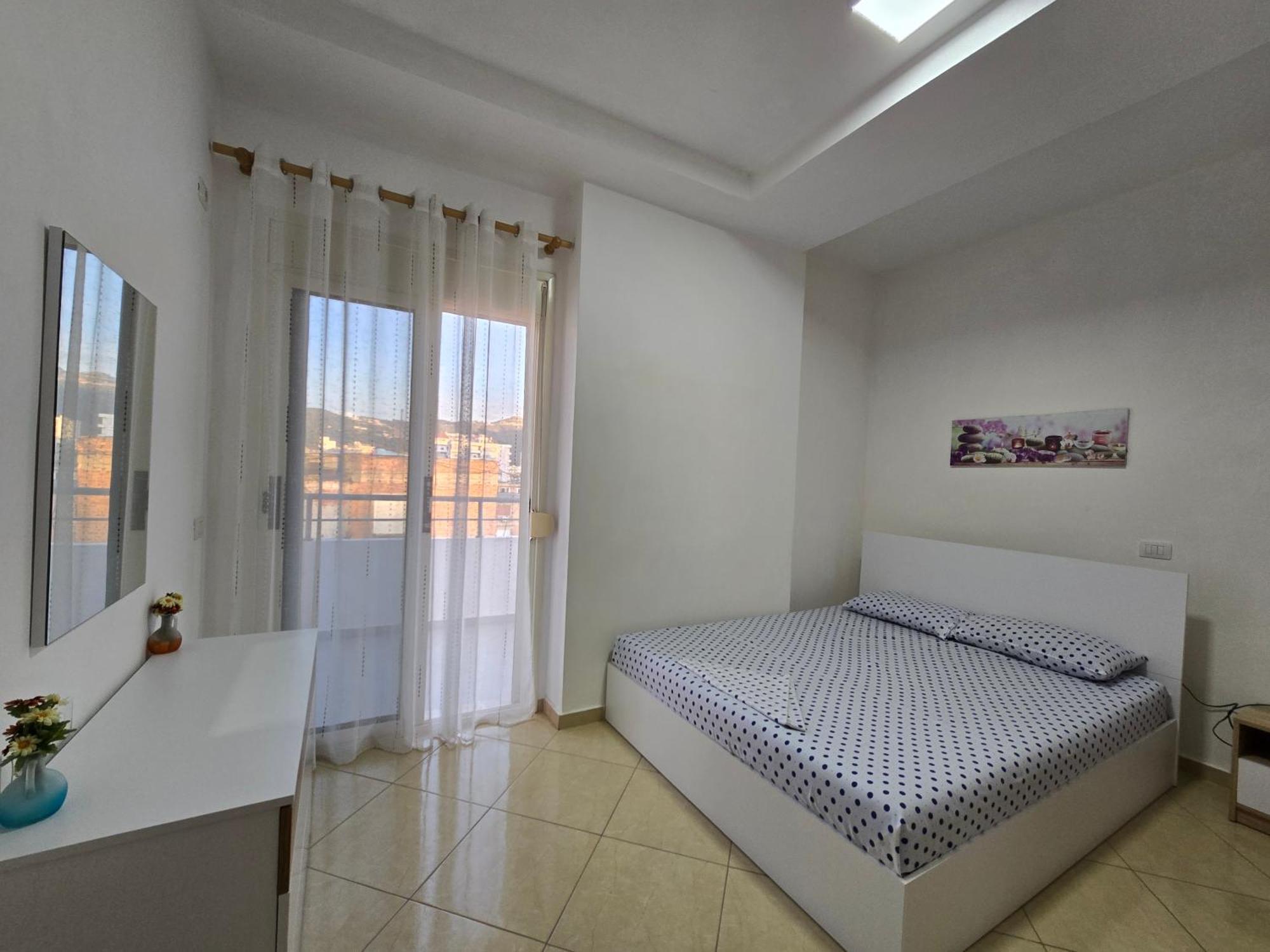 Modern , Quiet , Family Friendly & Fully Furnished Apartment Avlonya Dış mekan fotoğraf