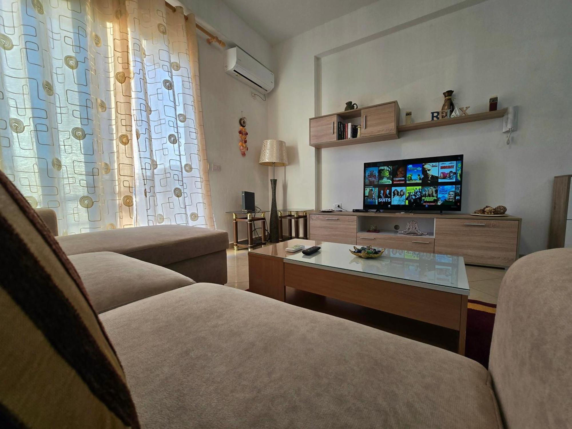 Modern , Quiet , Family Friendly & Fully Furnished Apartment Avlonya Dış mekan fotoğraf